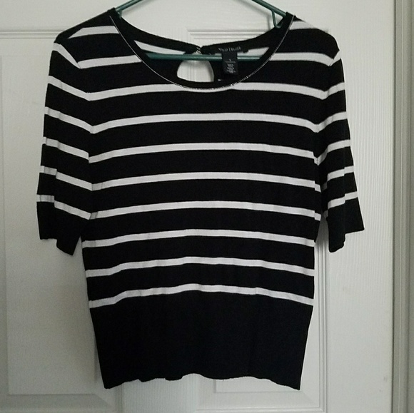 Banana Republic Sweaters - 🖤Banana Republic Keyhole 3/4 Sleeved Sweater 🖤